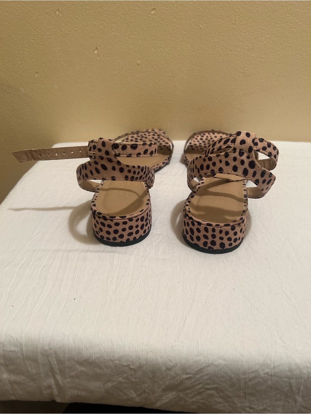 Women Leopard Print Ankle-Strap Sandals - Tan/Black